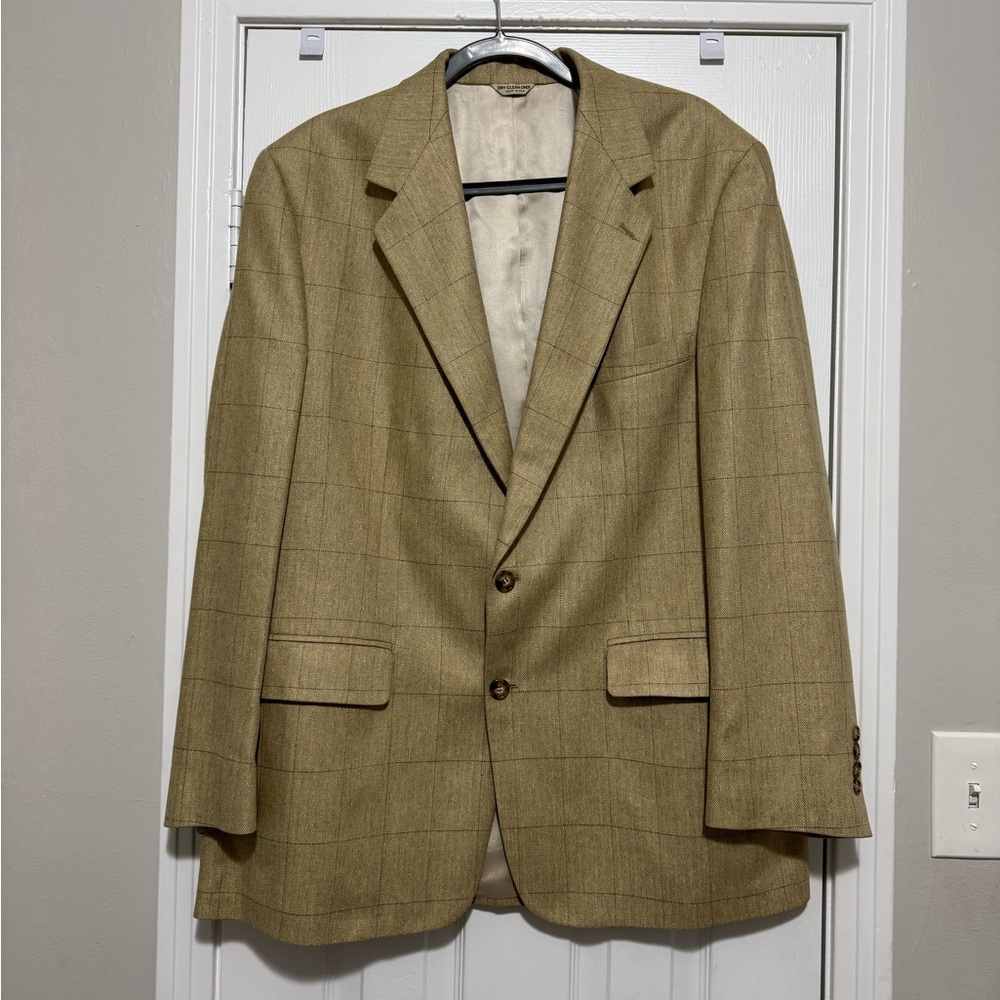 Pincus Brothers Maxwell Men’s suit coat. Tan checkered. 100% Silk.